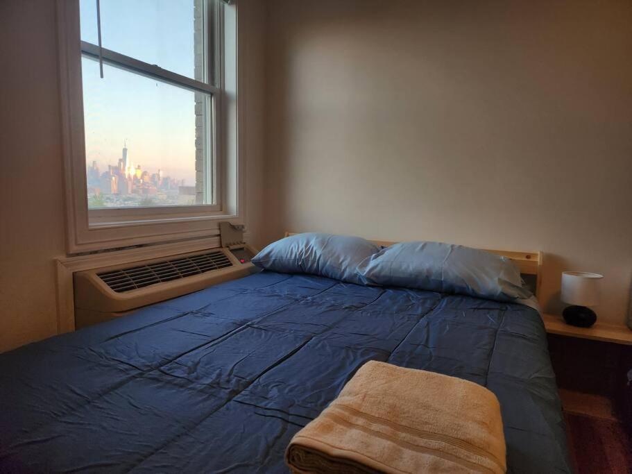 Ferienwohnung Luxurious 2 Bed ! Mins To Nyc! Union City Exterior foto